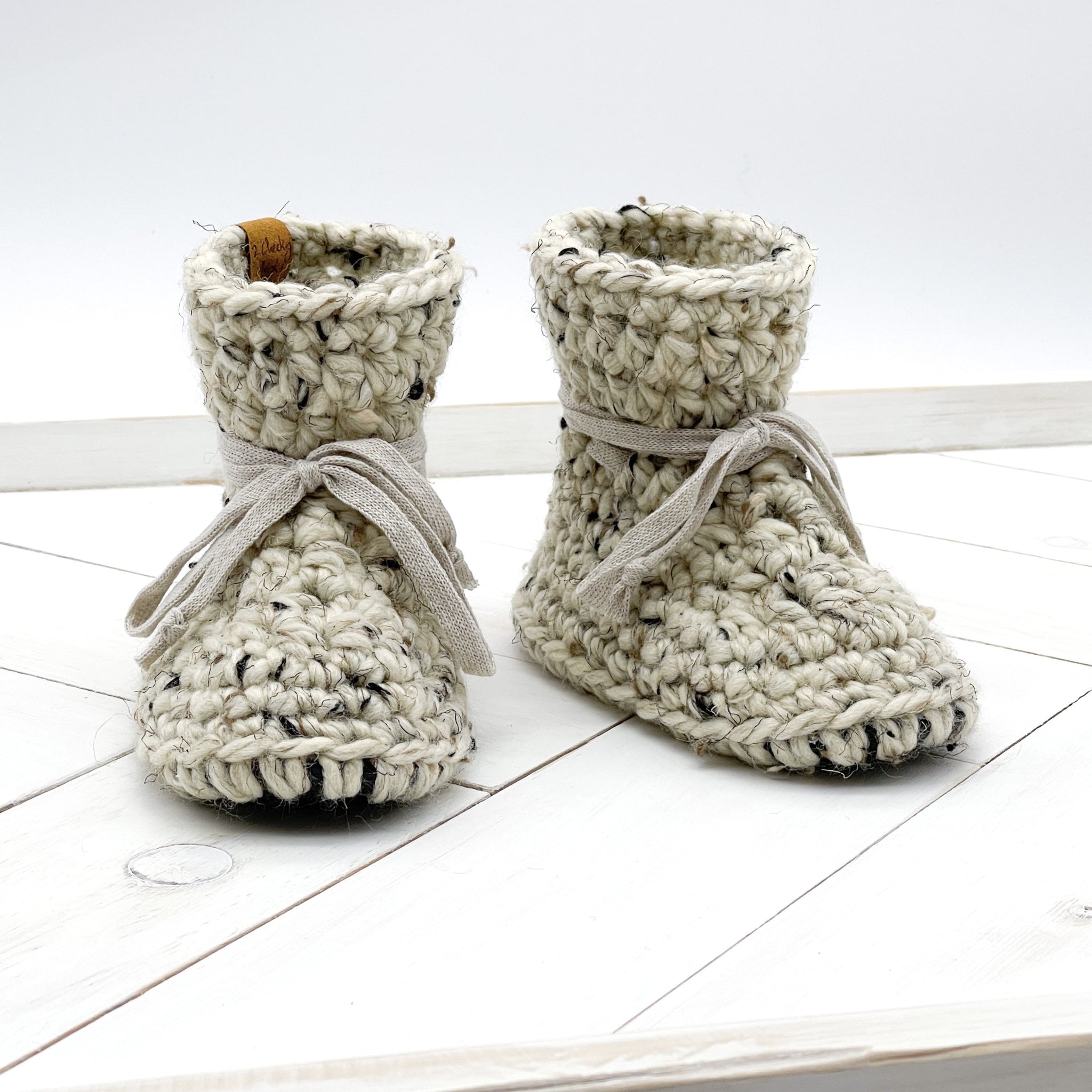 5” (6 - 12 months) OATMEAL Sheepskin Slippers