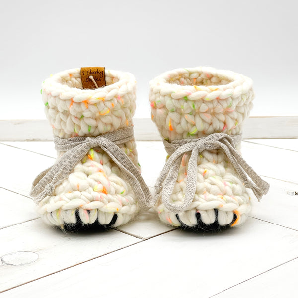 4.5” (0 - 6 or 3 - 6 months) GLOW UP CREAM WOOL Sheepskin Slippers