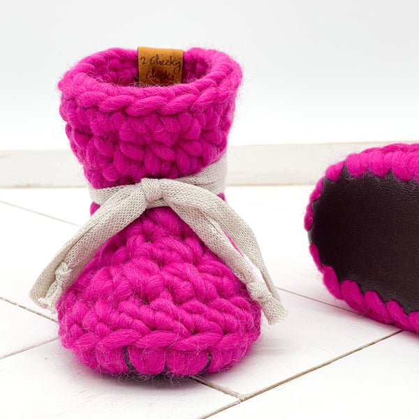4.5” (0 - 6 or 3 - 6 months) HOT PUNK PINK WOOL Sheepskin Slippers