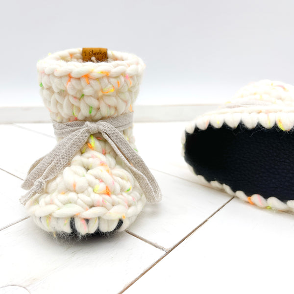 4.5” (0 - 6 or 3 - 6 months) GLOW UP CREAM WOOL Sheepskin Slippers
